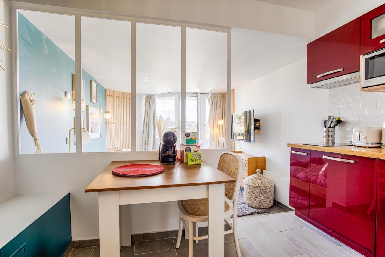 La Rev'Rie - Vue Sur Mer Avec Balcon Deauville Exterior foto