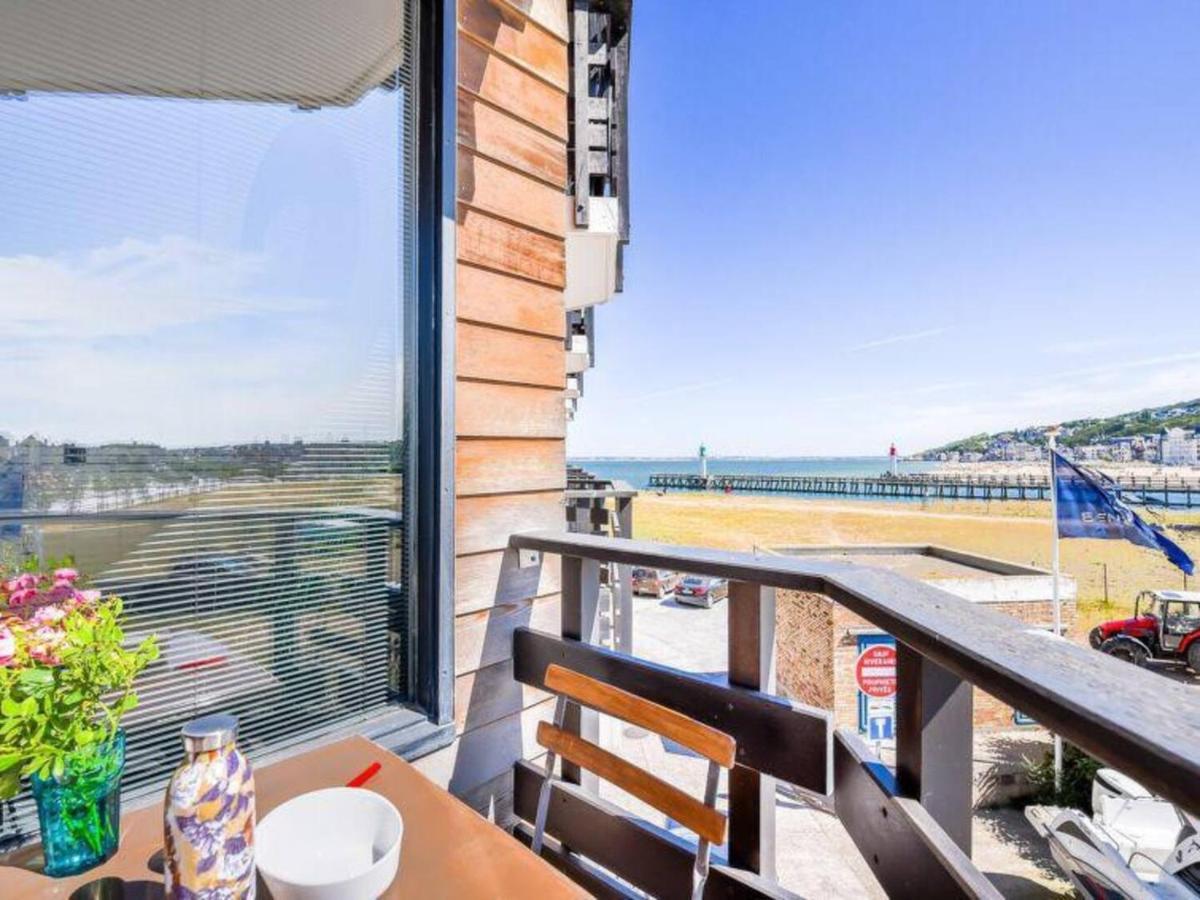 La Rev'Rie - Vue Sur Mer Avec Balcon Deauville Exterior foto